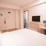 Elan Hotel