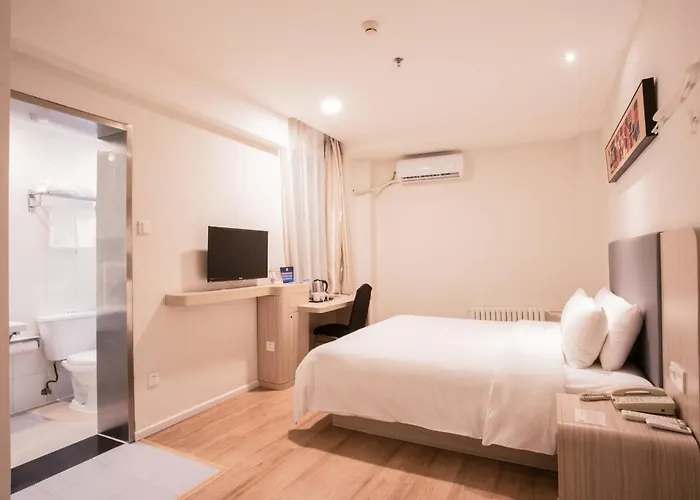Elan Hotel